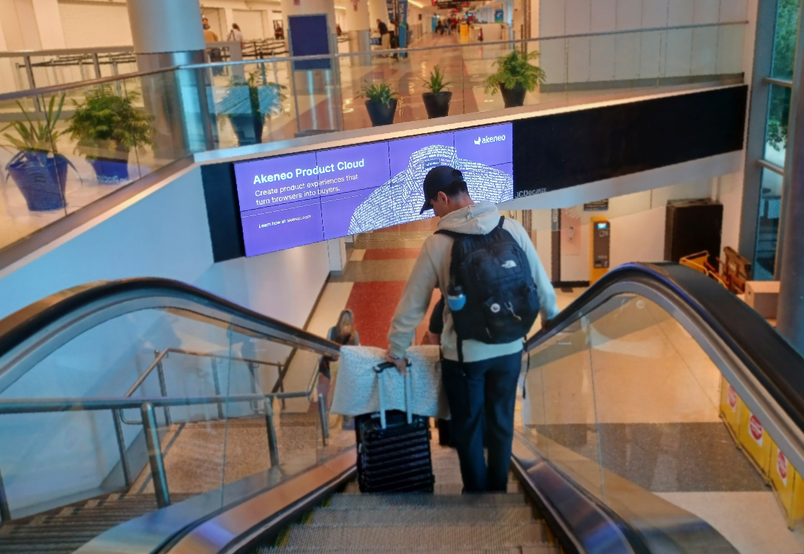 Akeneo campaign — out-of-home placement