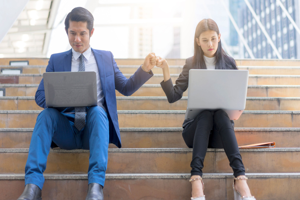 bol-blog-6-9-22-b2b-marketing-and-finance-alignment-success